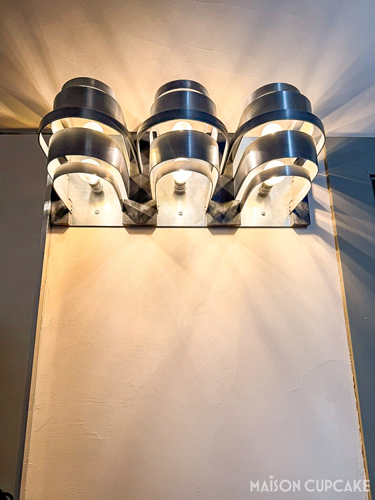 Lobby Art Deco lighting feature at Villa Cavrois near Lille